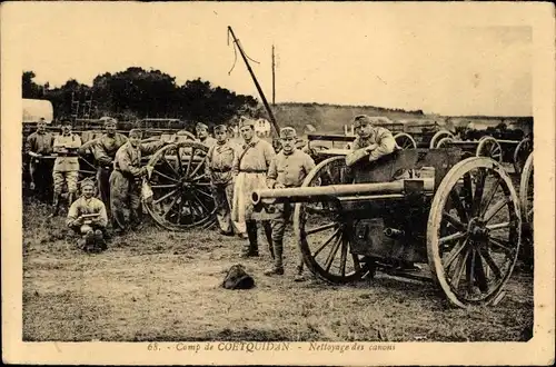 Ak Camp de Coëtquidan Morbihan, Nettoyage des canons