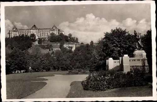 Ak Karlovy Vary Karlsbad Stadt, Hotel Imperial, Beethoven-Denkmal