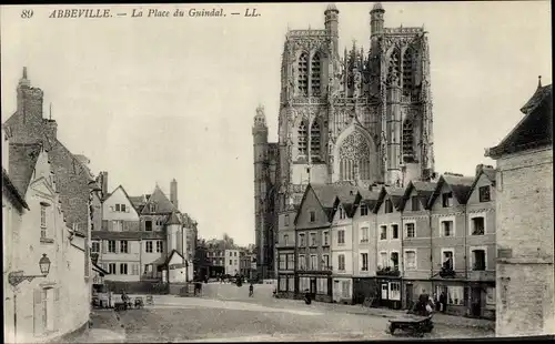 Ak Abbeville Somme, La Place du Guindal