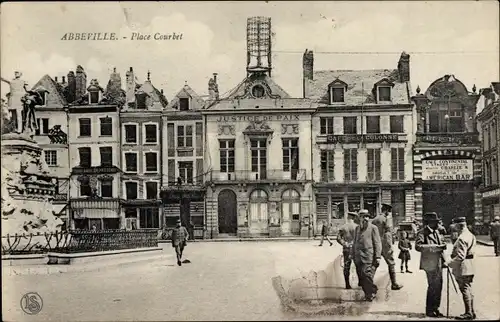 Ak Abbeville Somme Frankreich, Place Courbet