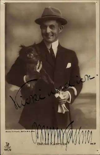 Ak Schauspieler Bruno Kastner, Portrait, Pekingese, Autogramm