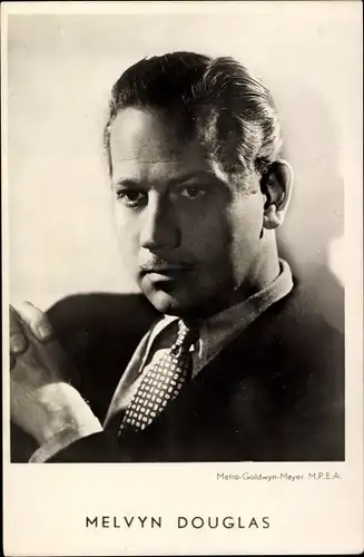 Ak Schauspieler Melvyn Douglas, Portrait