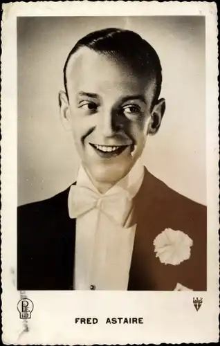 Ak Schauspieler und Tänzer Fred Astaire, Portrait