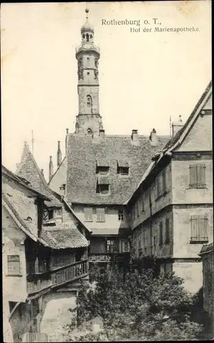 Ak Rothenburg ob der Tauber Mittelfranken, Hof der Marienapotheke