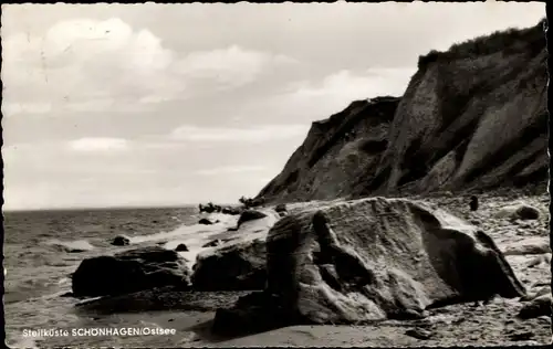 Ak Schönhagen Brodersby an der Ostsee, Ufer, Felsen