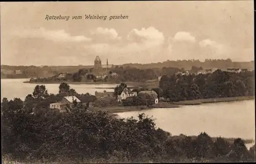 Ak Ratzeburg im Herzogtum Lauenburg, Totalansicht, Weinberg