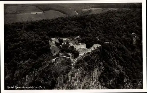 Ak Thale im Harz, Hotel Hexentanzplatz, Luftbild, Klinke 17224