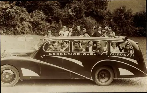 Foto Ak Lourdes Hautes Pyrénées, Autobus, Excelsior Garage, 1938