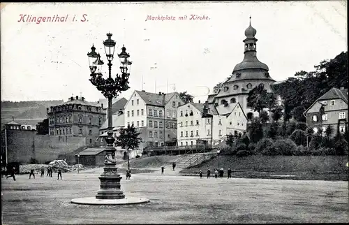 Ak Klingenthal im Vogtland Sachsen, Marktplatz mit Kirche