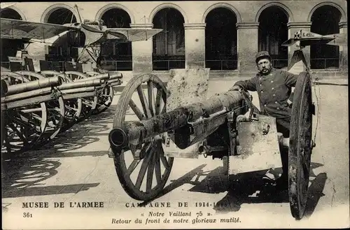 Ak Französischer Soldat, Geschütze, zerstörte Kanone, I WK