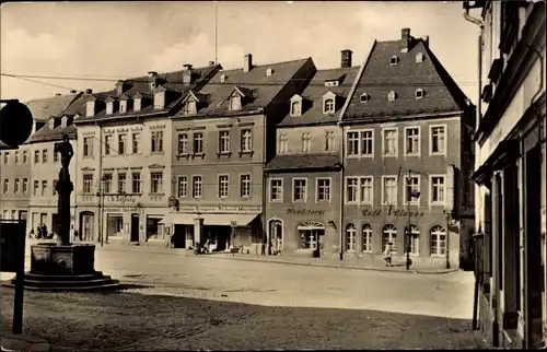 Ak Frankenberg in Sachsen, Platz der Einheit mit Marktbrunnen, Café, Geschäfte