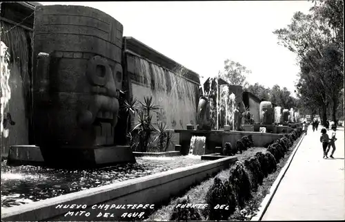 Ak Mexiko-Stadt Mexiko-Stadt Mexiko-Stadt, Nuevo Chapultepec Quelle des Mythos des Wassers
