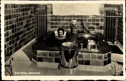 Ak Bad Elster im Vogtland, Frau im Moorbad