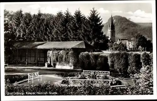 Ak Bad Driburg in Westfalen, Kaspar Heinrich-Quelle, Kirche