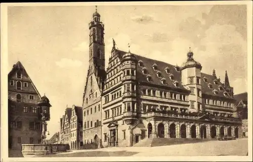 Ak Rothenburg ob der Tauber Mittelfranken, Rathaus, Brunnen