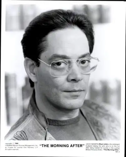 Foto Schauspieler Raul Julia, Filmszene The Morning After, Pressefoto