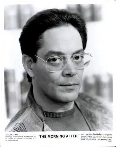 Foto Schauspieler Raul Julia, Filmszene The Morning After, Pressefoto