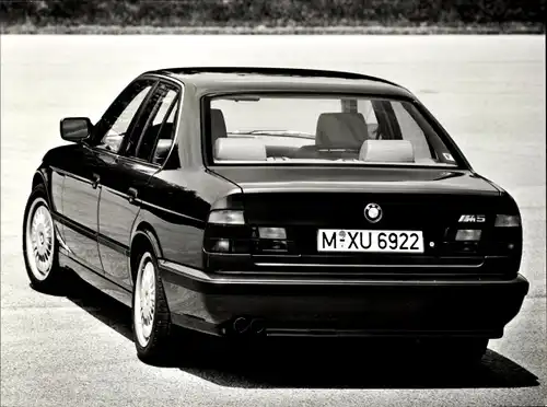 Foto Auto, BMW M5, Heckansicht