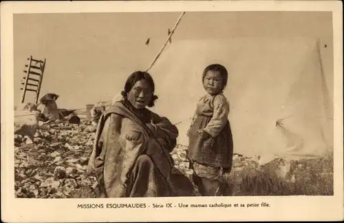 Ak Missions Eskimos, eine katholische Mutter und ihr kleines Mädchen