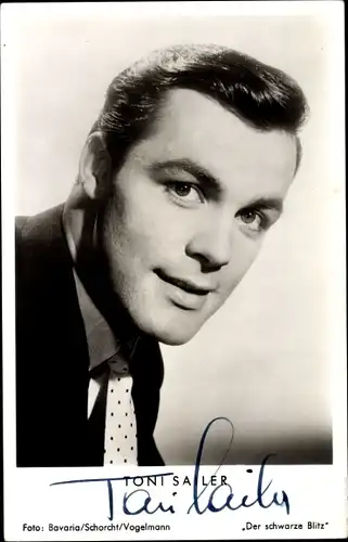 Ak Schauspieler und Skirennfahrer Toni Sailer, Portrait, Der schwarze Blitz, Autogramm
