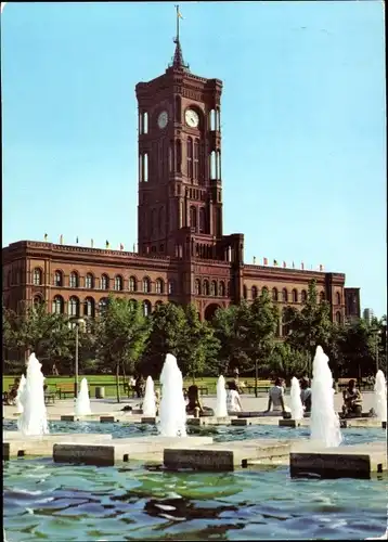 Ak Berlin Mitte, Rathaus, Springbrunnen