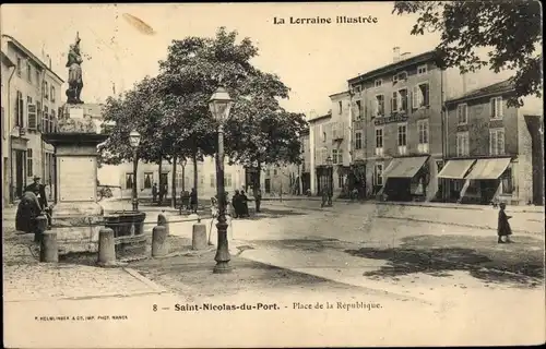 Ak Saint Nicolas de Port Meurthe et Moselle, Place de la République