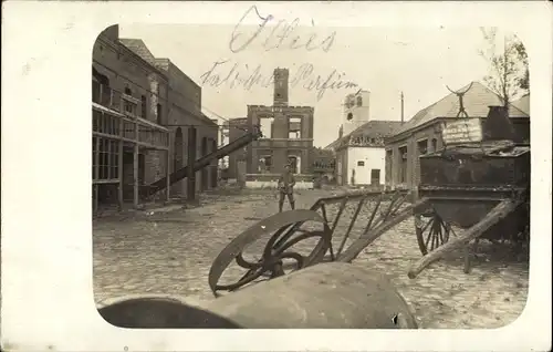 Foto Ak Illies Nord, Parfüm-Fabrik, Ruinen, Kriegszerstörung I. WK