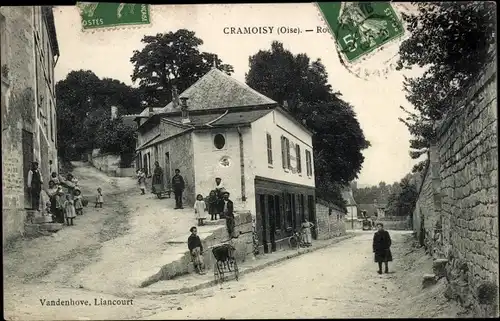 Ak Cramoisy Oise, Eine Straße