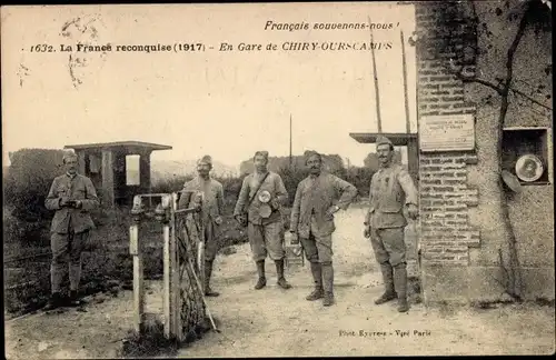 Ak Chiry Ourscamp Oise, Frankreich eroberte 1917 den Bahnhof zurück