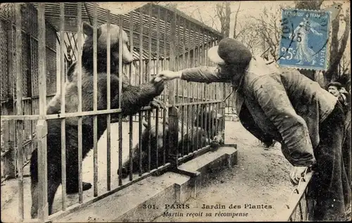 Ak Paris V., Jardin des Plantes, Martin erhält seine Auszeichnung