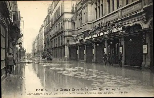 Ak Paris VII, Rue du Bac, Die Große Seine-Flut Januar 1910, Petit St. Thomas Store