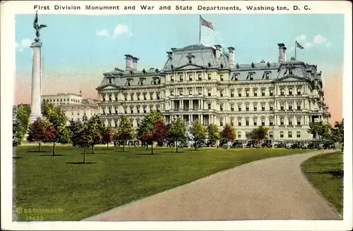 Ak Washington DC USA, First Division Monument, War and State Departements