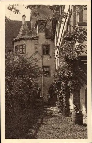 Ak Rothenburg ob der Tauber Mittelfranken, Haus von Staudt, Hof