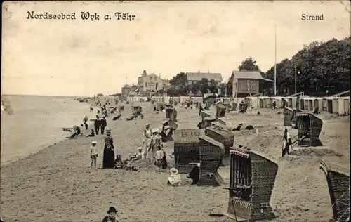 Ak Wyk auf Föhr Nordfriesland, Strand, Strandkörbe, Badegäste, Promenade