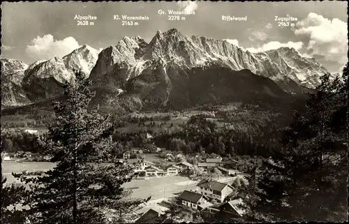 Ak Grainau in Oberbayern, Panorama, Alpspitze, Kleiner Waxenstein, Riffelwand, Großer Waxenstein