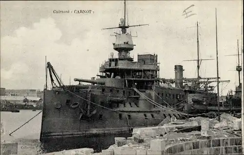 Ak Französisches Kriegsschiff, Carnot, Cuirassé, Im Hafen