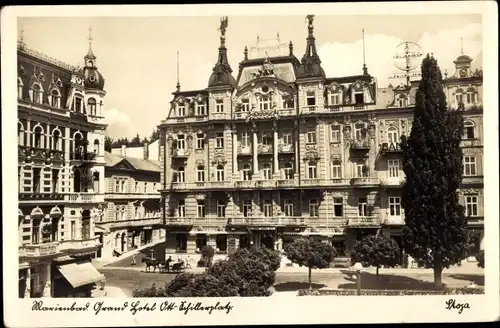 Ak Mariánské Lázně Marienbad Region Karlsbad, Grand Hotel Ott, Schillerplatz