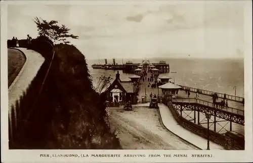 Ak Llandudno Wales, Pier, la Marguerite