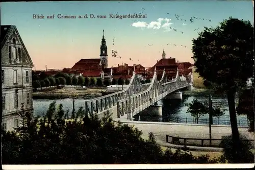 Ak Krosno Odrzańskie Crossen Oder Ostbrandenburg, Blick vom Kriegerdenkmal, Brücke, Kirche