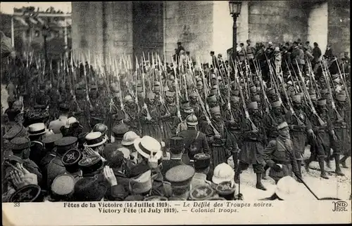 Ak-Tag des Sieges, 14. Juli 1919, Die Parade der schwarzen Truppen, Siegesparade