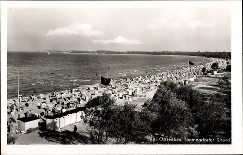 Ak Ostseebad Timmendorfer Strand, Strandleben, Strandkörbe, Flaggen