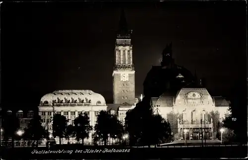 Ak Kiel, Rathaus, Festbeleuchtung