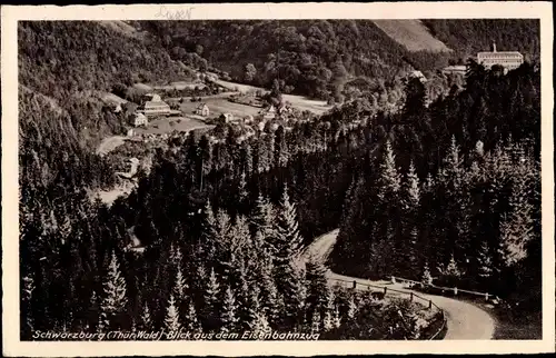 Ak Schwarzburg in Thüringen, Panorama, Blick aus dem Eisenbahnzug