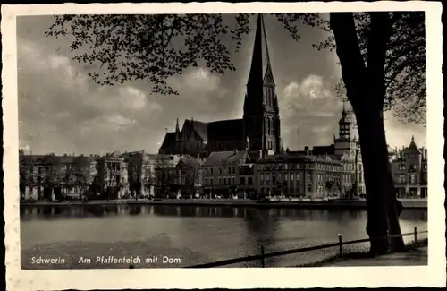 Ak Schwerin in Mecklenburg, Pfaffenteich, Dom
