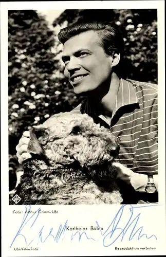 Ak Schauspieler Karlheinz Böhm, Portrait, Hund, Autogramm