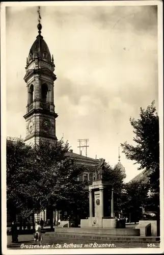 Ak Großenhain Sachsen, Rathaus, Brunnen