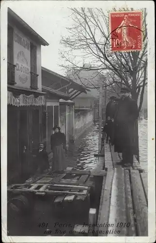 Postkarte Paris XV Vaugirard, Rue de la Convention, Die Große Seine-Flut Januar 1910