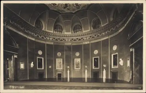 Ak München, Deutsches Museum, Ehrensaal, Gemälde