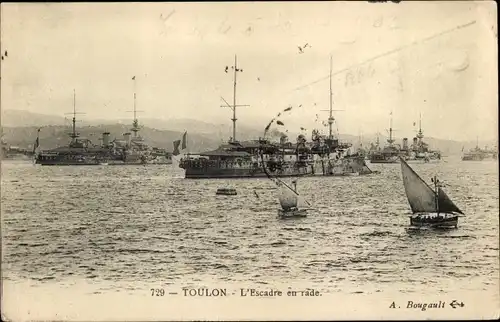 Ak Toulon Var, Französische Kriegsschiffe im Hafen