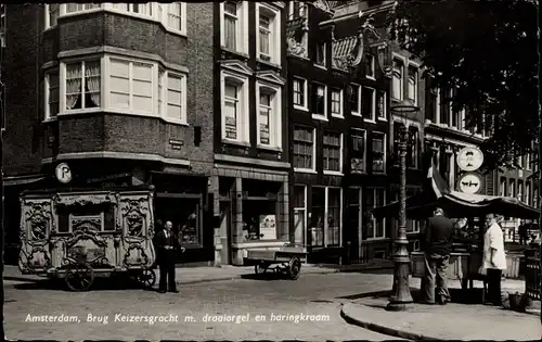 Ak Amsterdam Nordholland Niederlande, Brug Keizersgracht m. draaiorgel en haringkraam